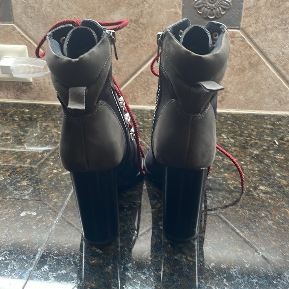 Nib Steve Madden Kare Lace-Up Boot Black And Red … - image 8